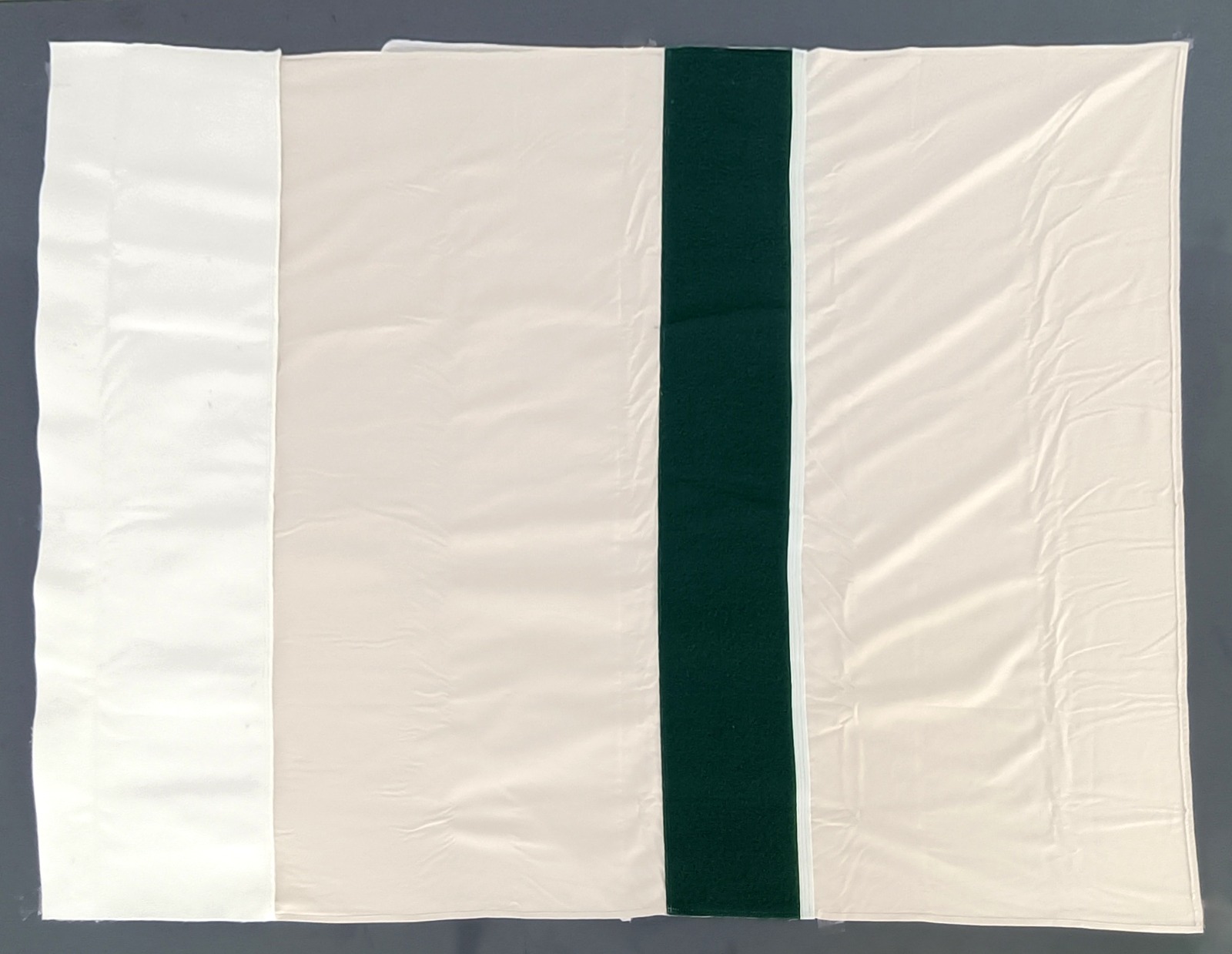 UK cream conditioning cloth with a green scouring pad and white flap